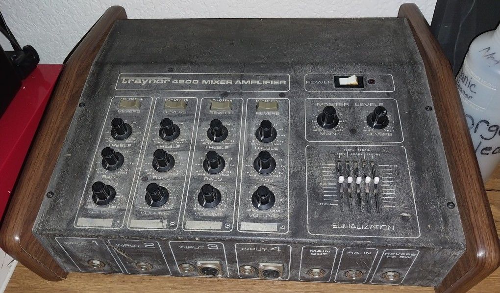 Traynor Amp/Mixer $50