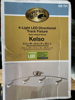 Light fixture 4 LED lights