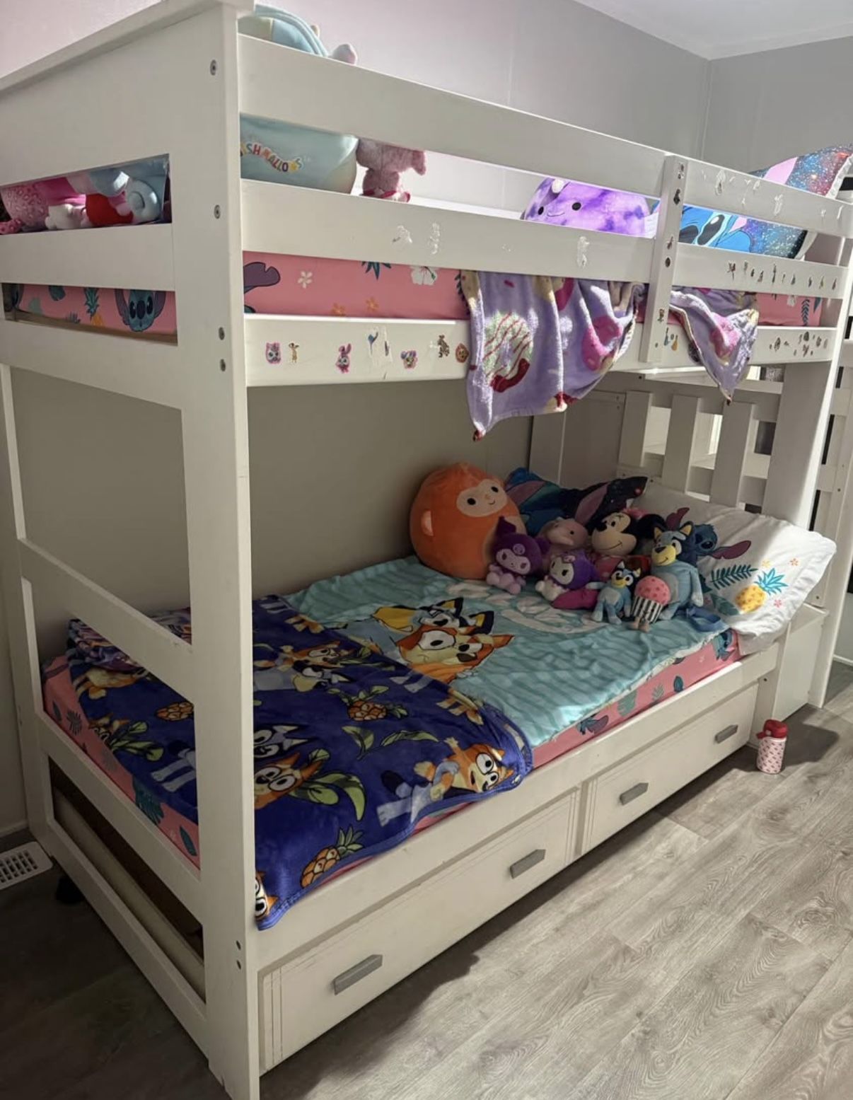 Twin Bunk Beds