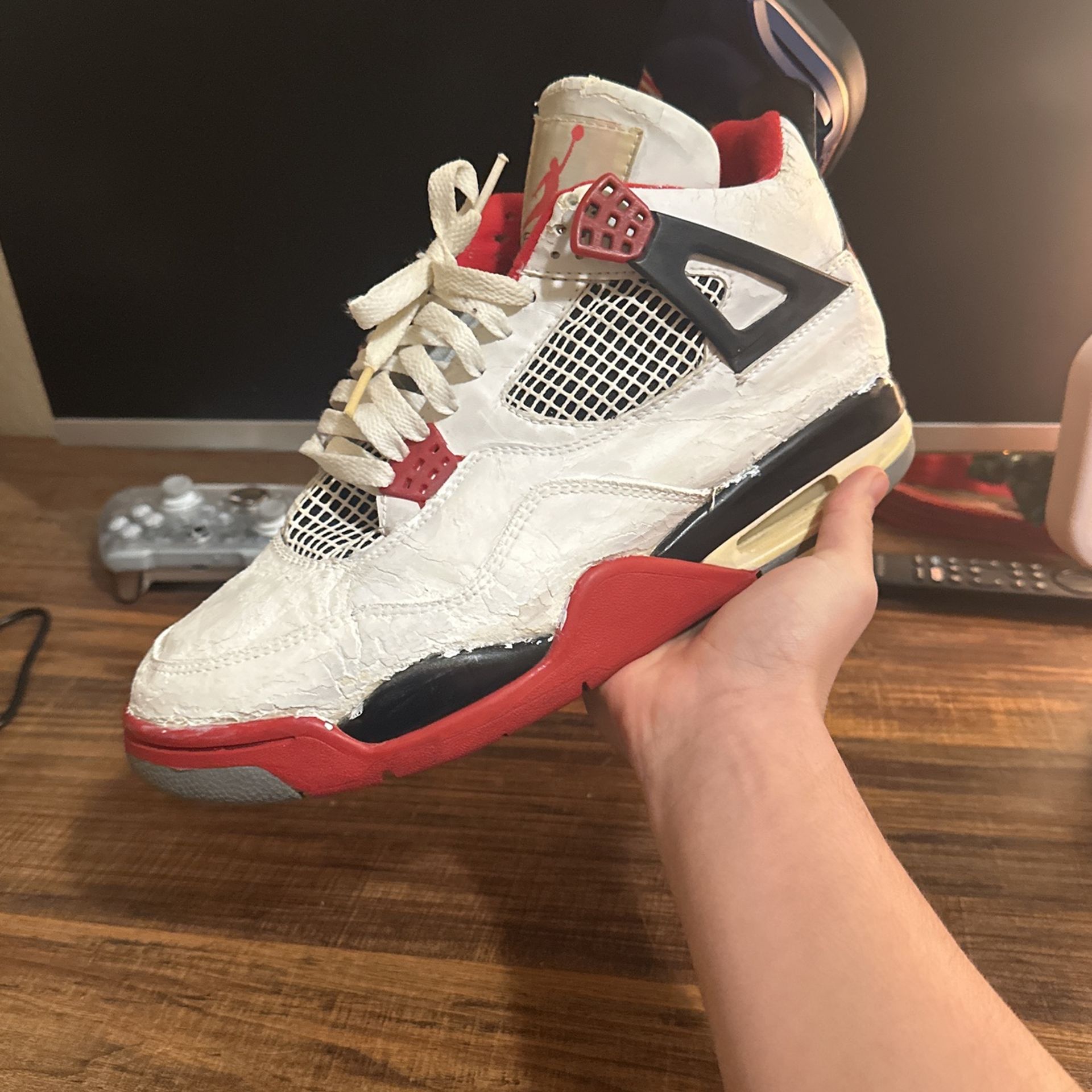 Jordan 4s 1989 Fire Reds Size 11.5