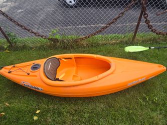 Sundolphin 8ft. Sit in kayak