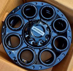 2026 FORD F250 RIMS OEM BRAND NEW......(
8 LUG
)
