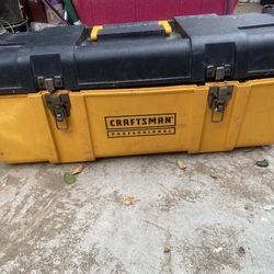 Craftsman Professional Box w/ tools 