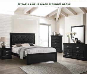 Bedroom Queen set $39 down
