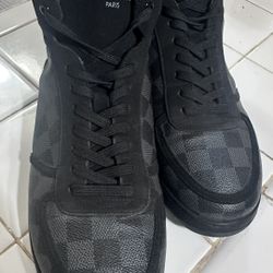  Louis Vuitton Rivoli Damier Black Hightop (Lightly Used no Box) Size 41