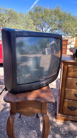 CRT TV 19”