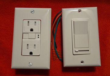 Gfci outlet  Light dinner switche