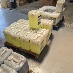 Commerical Use Bleach/Fabric Softener 