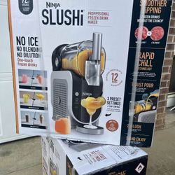 Ninja SLUSHi 3-in-1 72 oz Professional Frozen Drink Maker
