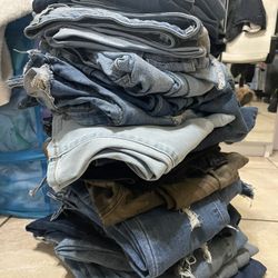 25 Pair Of Women’s Jeans