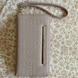 Steve Madden Mauve Wristlet