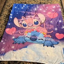 Stitch throw blanket
