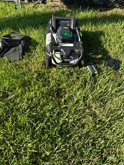 New Ego 2100 self propelled 56v battery powered mower complete w/battery and charger