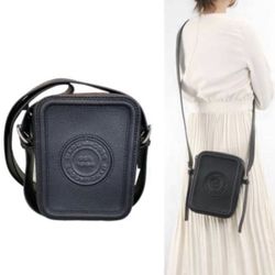 Marc Jacobs Authentic Calfskin Signet Stitched Black Crossbody Bag