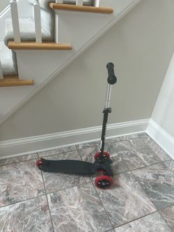 Retrospec Chipmunk 3-Wheel Kick Scooter