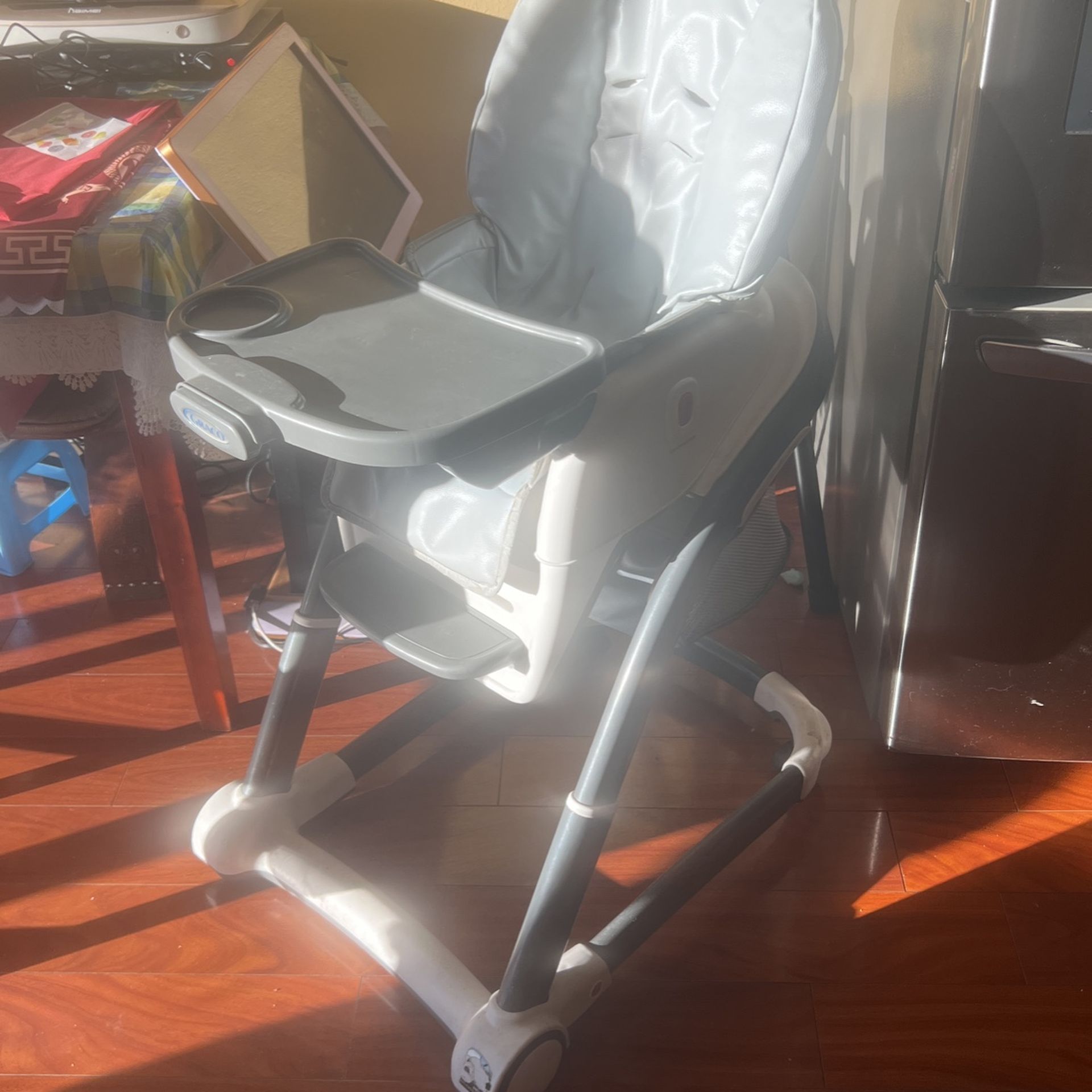 Feeding Table