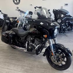 2023 INDIAN MOTORCYCLE CHIEFTAN BLACK 