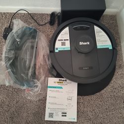 Shark Robot Vac and Mop