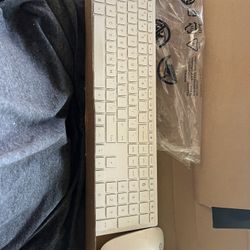 Wireless HP Keyboard And Mouse 