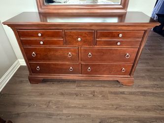 Solid Wood California King Bedroom 7 Piece Set - Complete Matching Set - Macy’s