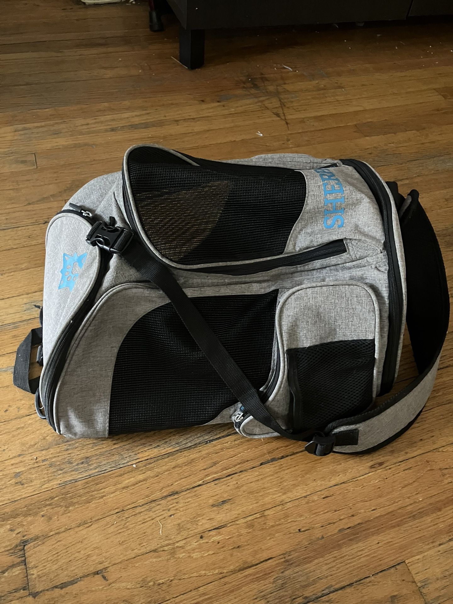 $40, Dog/ Cat Carrier Bag