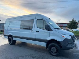 2021 Mercedes-Benz Sprinter 3500 XD Crew