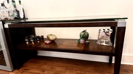 Entry/console table