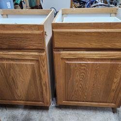 Oak Dewills cabinets