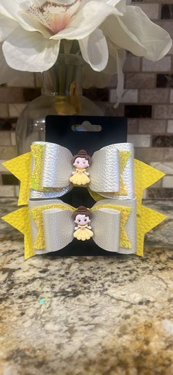 Yellow and silver princess hair clip