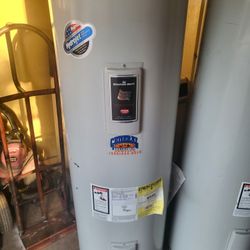 Electric Water Heater 50 Gal In Good Condition And Warranty Works Great 19th Ave And Baseline 