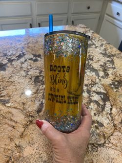 Tumbler, 20 0z Insulated  And Glittered  