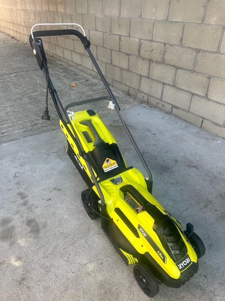 RYOBI 13 in. 11 Amp Corded Electric Walk Behind Push Mower