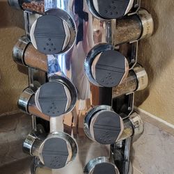 Revolving Spice Rack, 28 Glass Jars