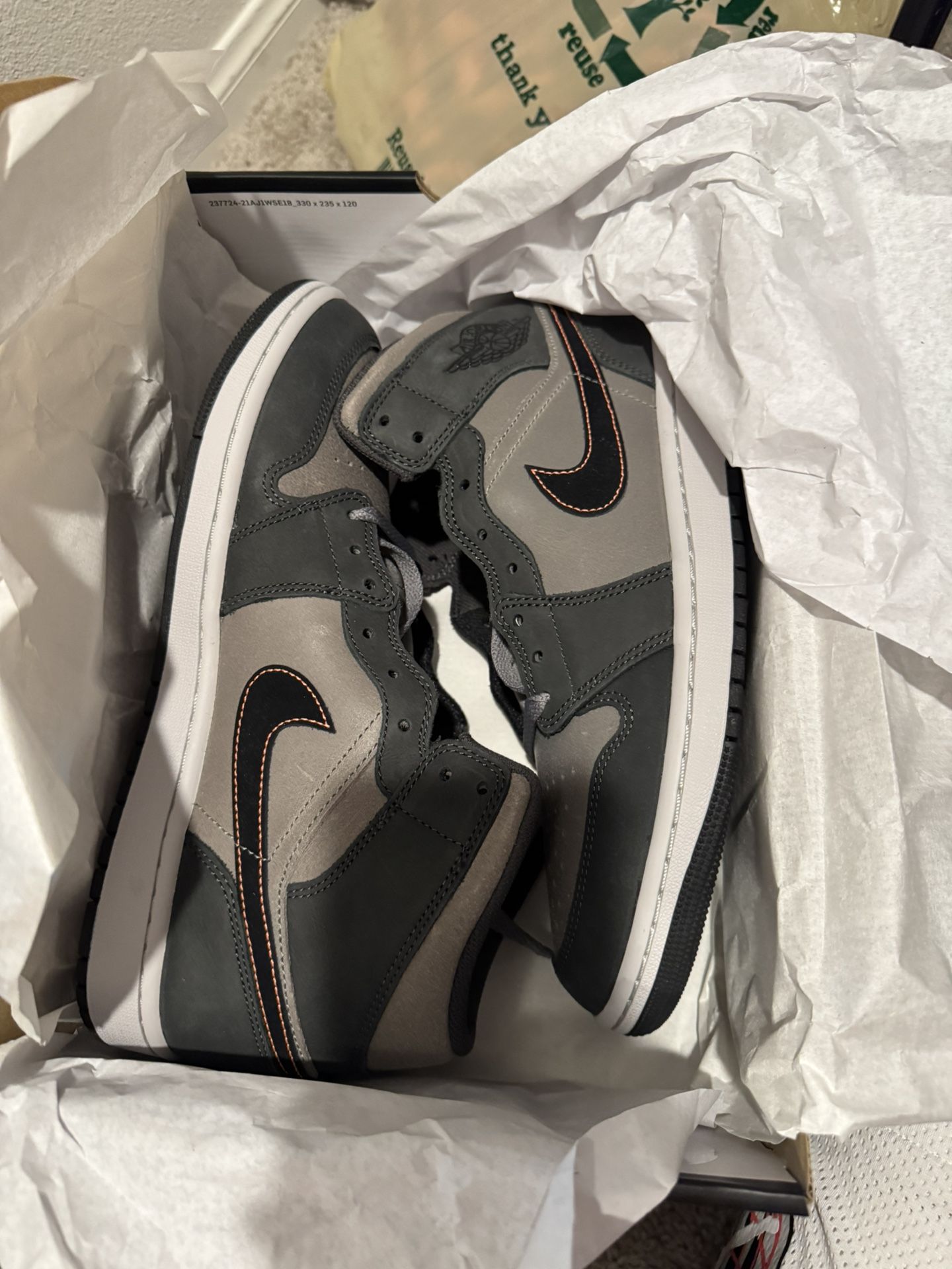 FOR SALE: JORDAN 1