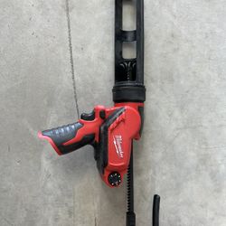 Milwaukee M12 Caulking Gun