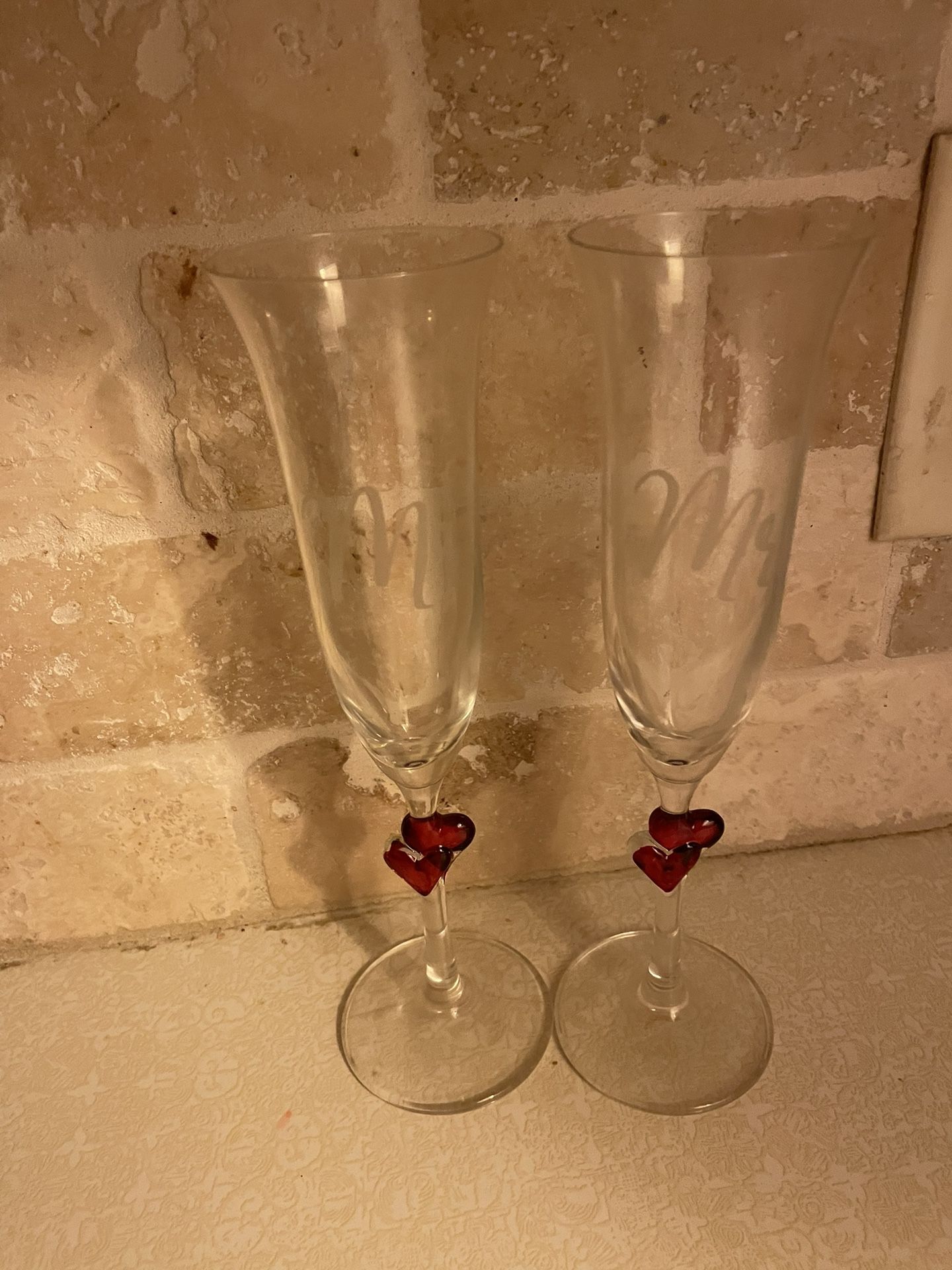 Mr & Mrs Wine/ Champaign Glasses 