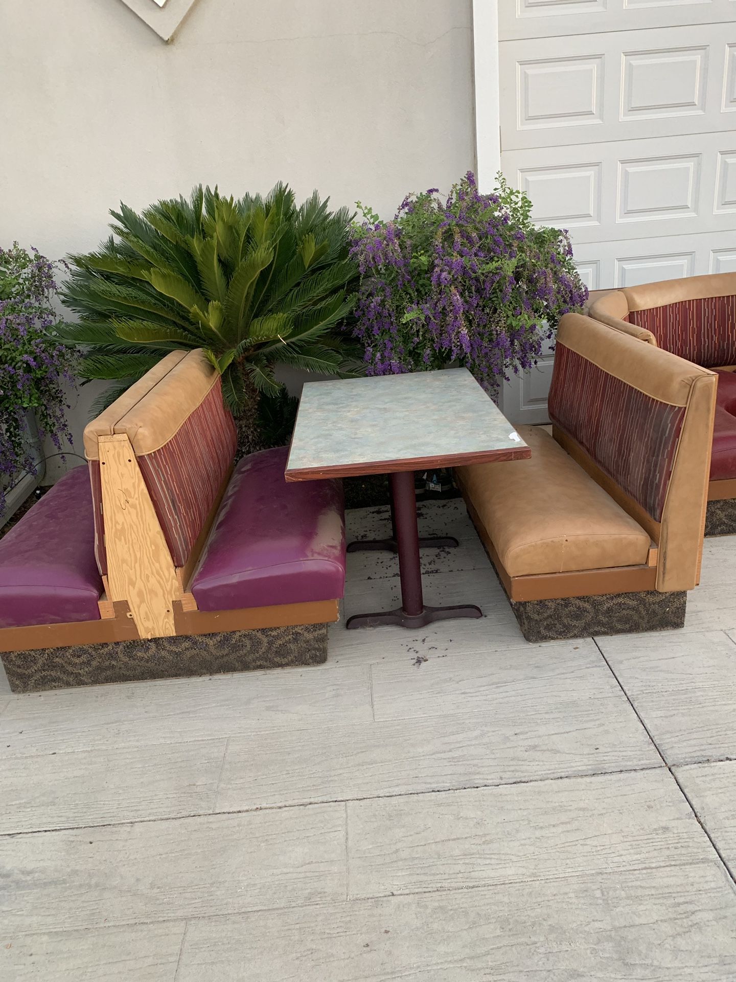 Restaurant booths