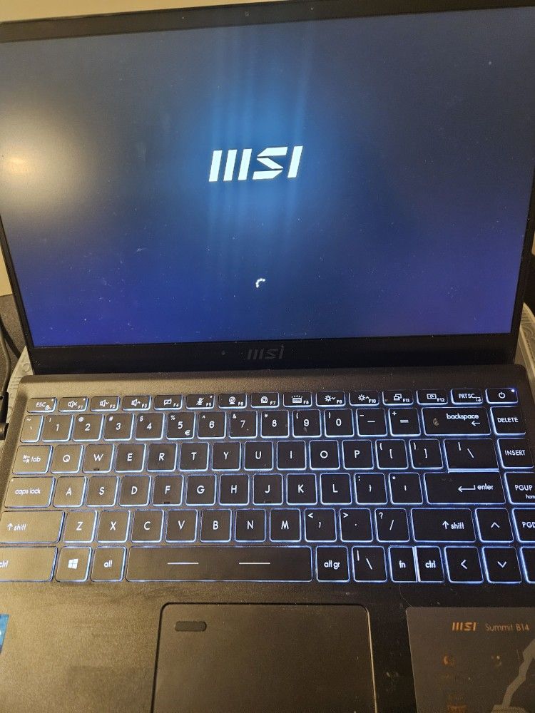 MSI laptop Summit B14