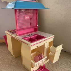 Barbie "vintage-ish" Toys 