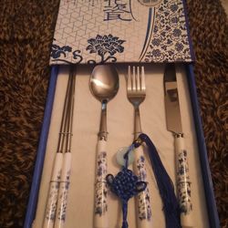 Silverware Set