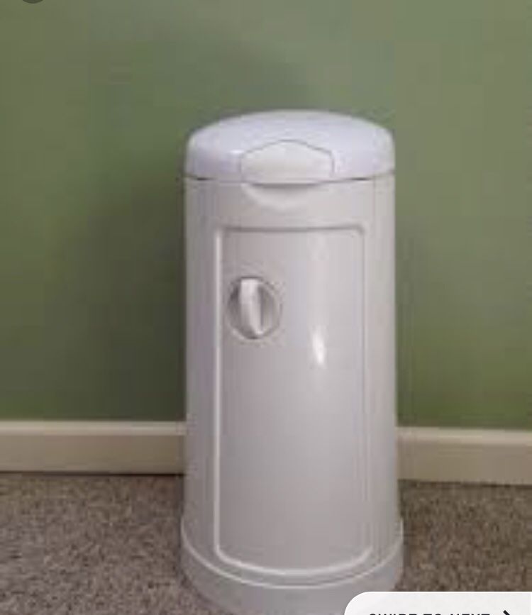 Munchkin diaper pail