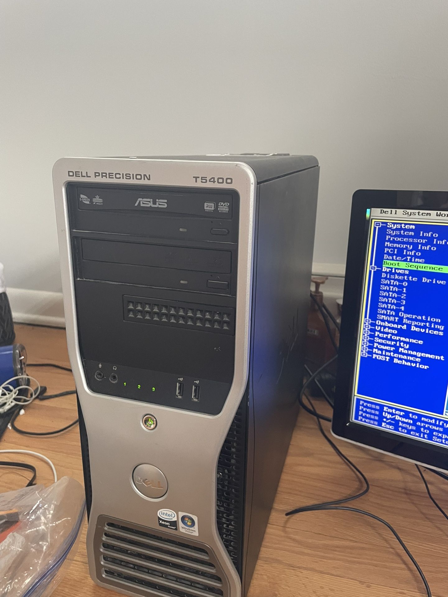 Dell T5400 Desktop Computer
