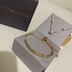 Vince Camuto Bracelet, Ear Rings And Neckless 