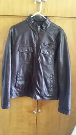 Medium size leather burgundy jacket brand new never used