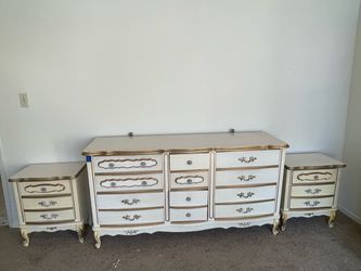 1970’s Vintage French Provincial Furniture Set