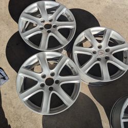 Acura rims 2004 17"
