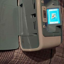 HP photosmart A526 $25