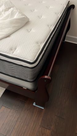 Full Bed set- Bed, Box  Spring, wooden bed Frame and protector