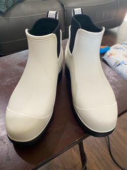 UGG Droplet White Rain Boots