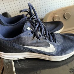 nike running shoes
